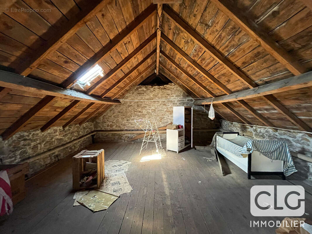 Maison à SAINT-JEAN-TROLIMON