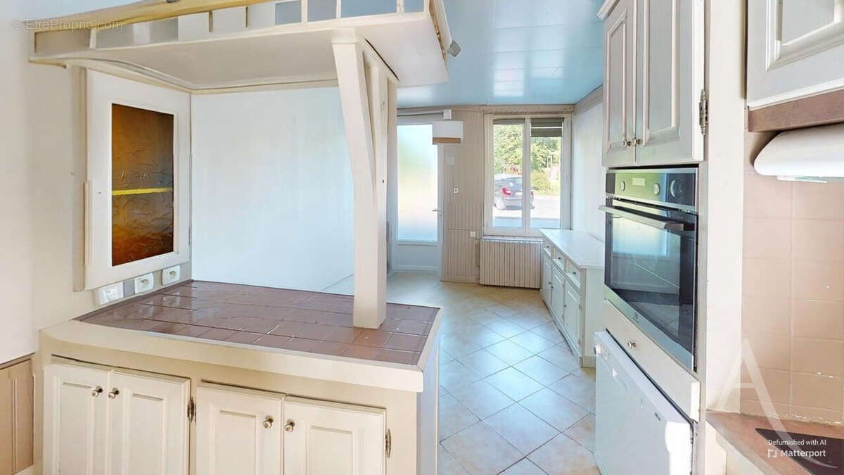 Maison à BOUGES-LE-CHATEAU