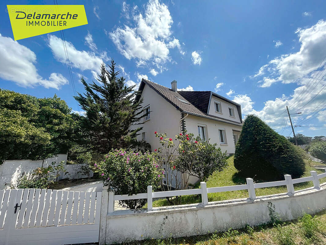 Maison à HAUTEVILLE-SUR-MER