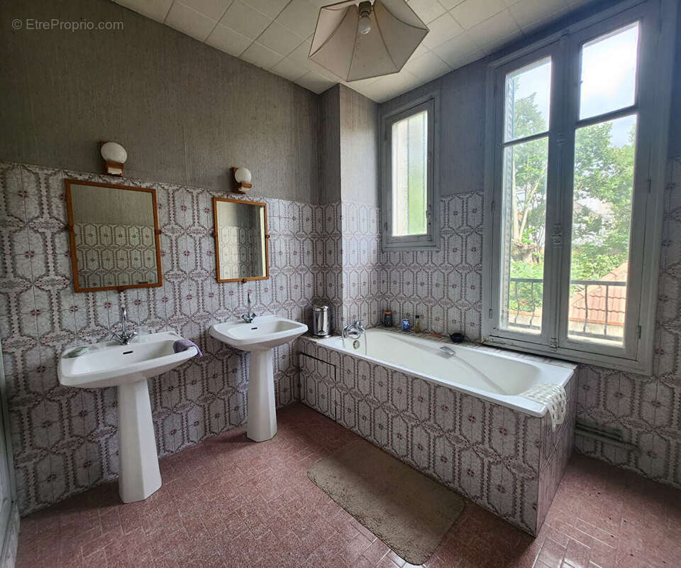 Maison à DEUIL-LA-BARRE