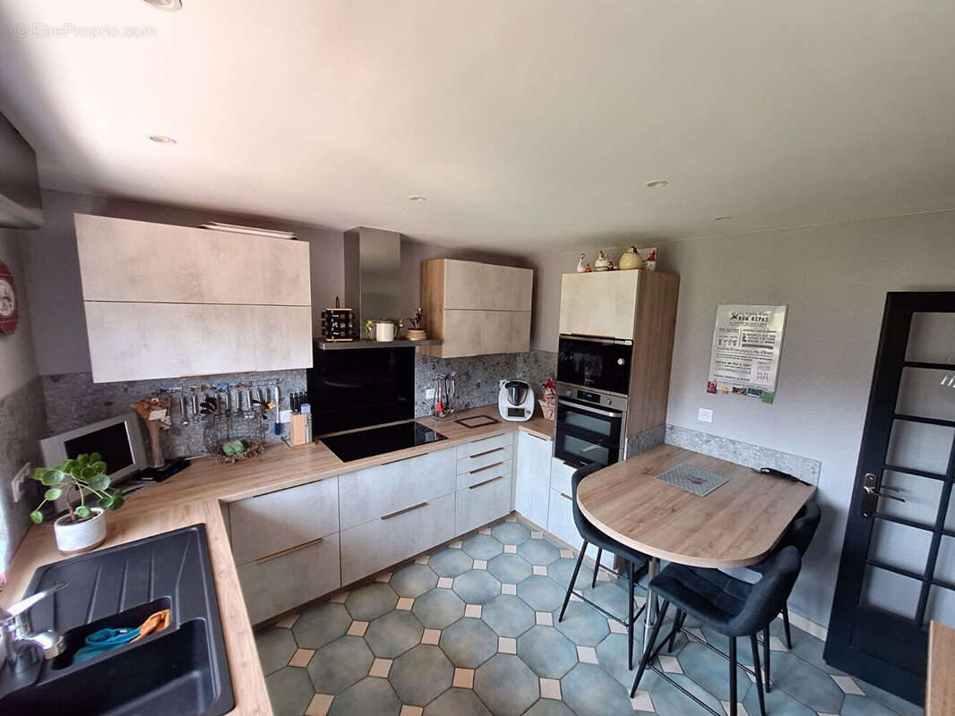 Maison à BOUIN-PLUMOISON