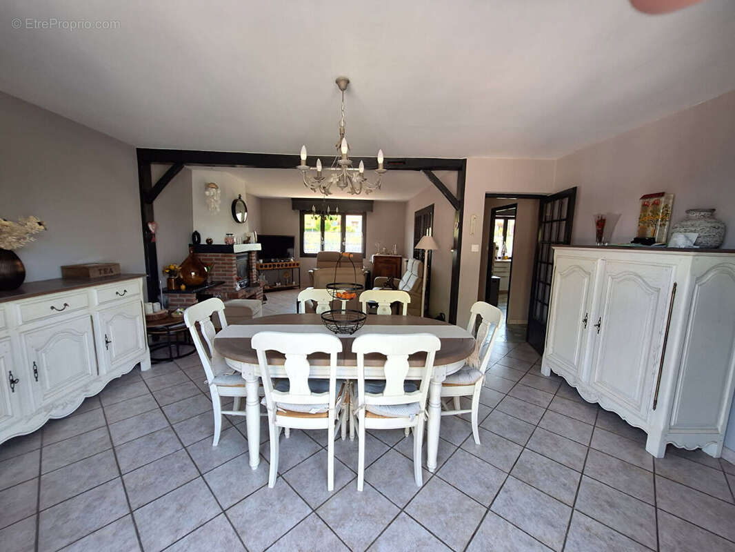 Maison à BOUIN-PLUMOISON