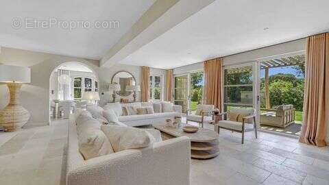 Maison à RAMATUELLE