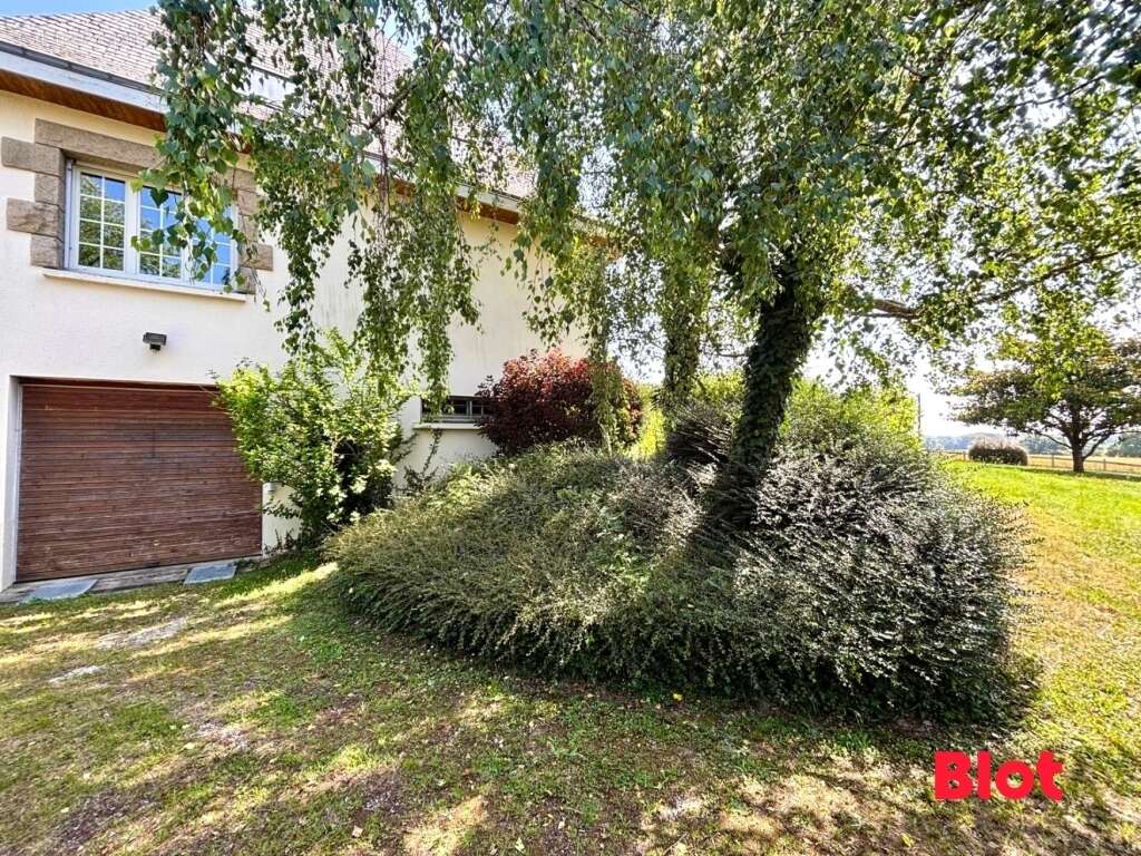 Maison à NOYAL-CHATILLON-SUR-SEICHE