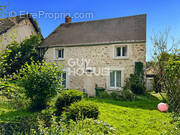 Maison à FONTENAY-TRESIGNY
