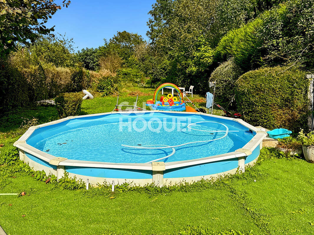 Maison à FONTENAY-TRESIGNY