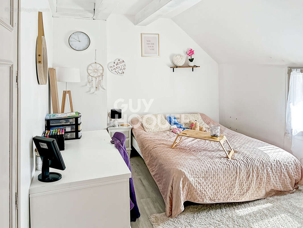 Maison à FONTENAY-TRESIGNY