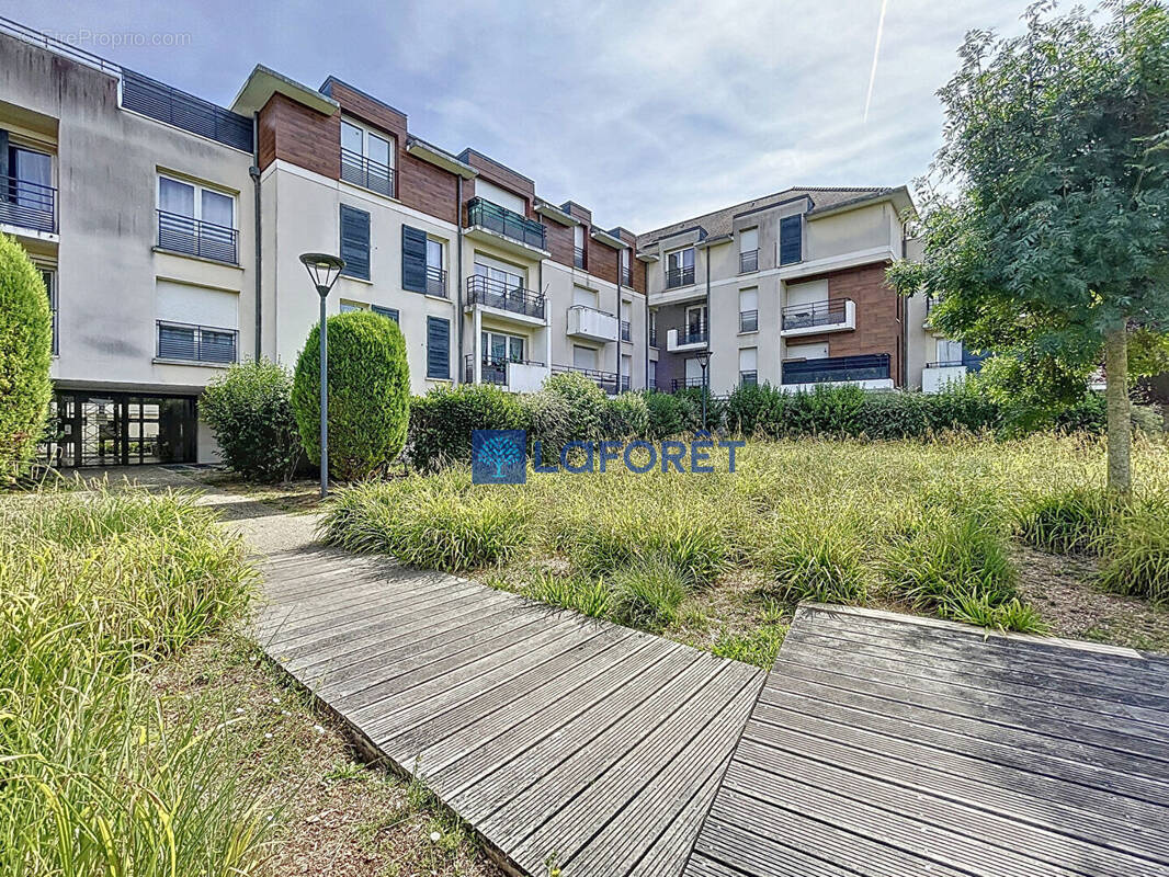 Appartement à SAINT-PIERRE-DU-PERRAY