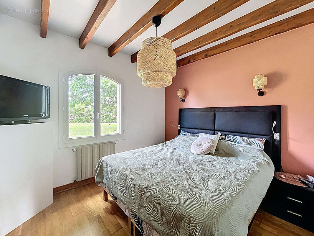 Maison à LE PIAN-MEDOC