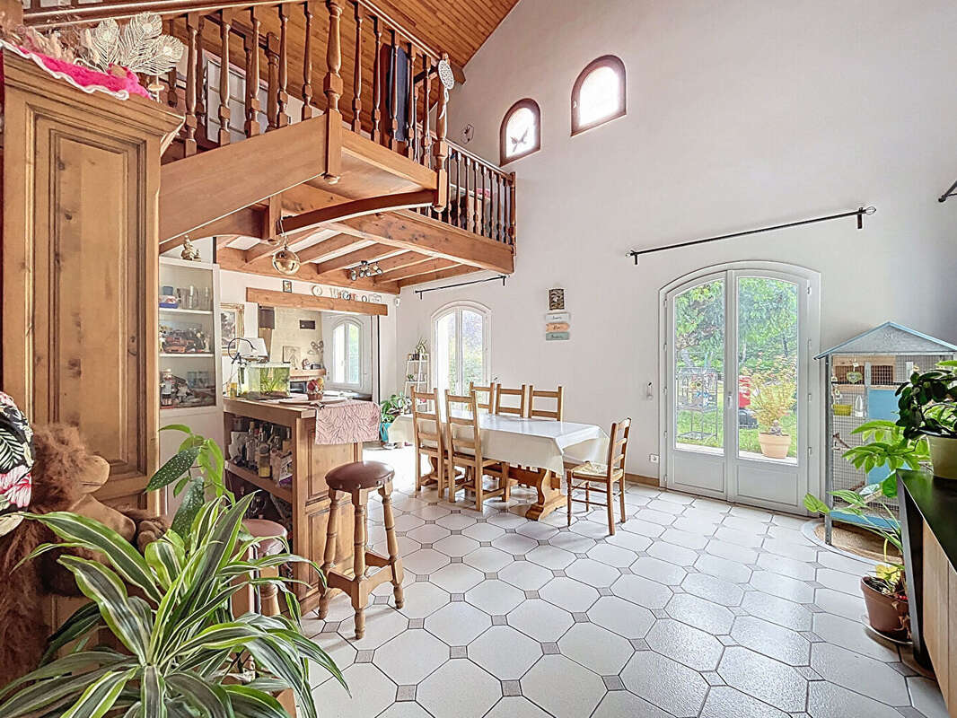 Maison à LE PIAN-MEDOC