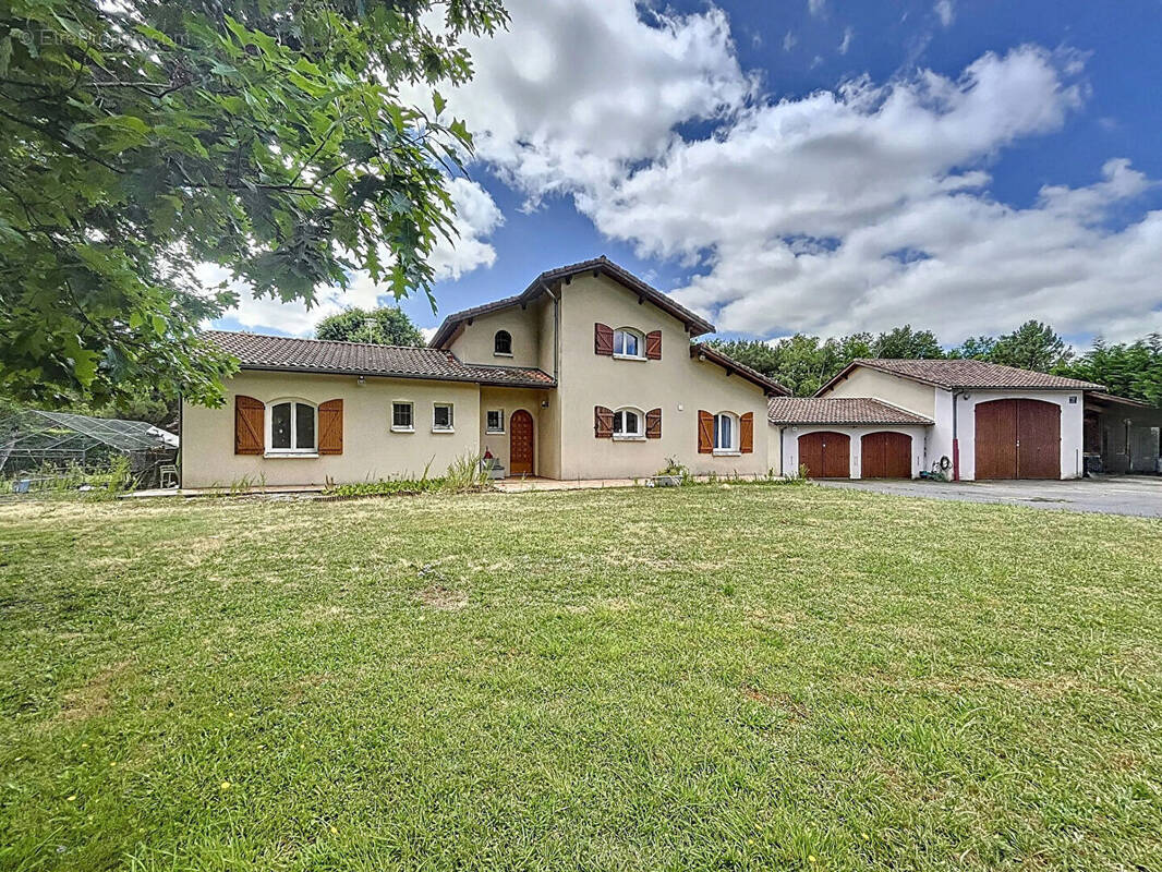 Maison à LE PIAN-MEDOC