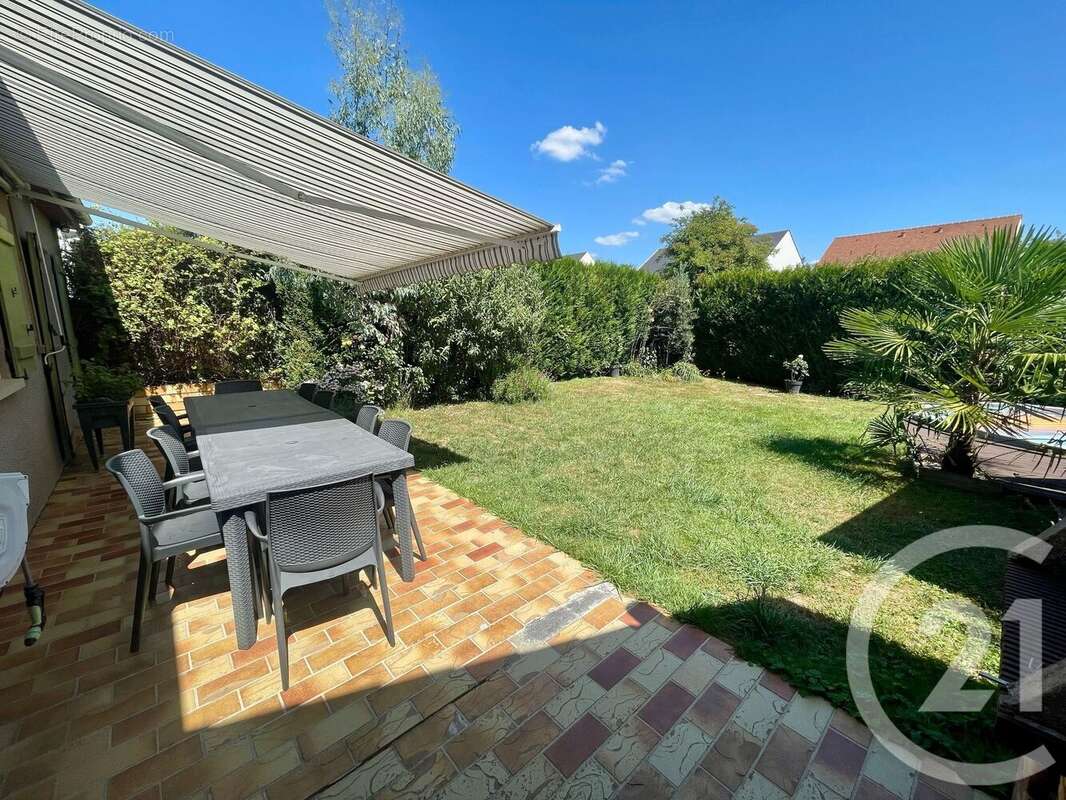 Maison à DAMMARTIN-EN-GOELE