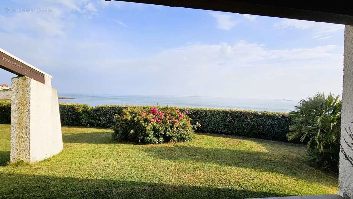 Maison à VAUX-SUR-MER