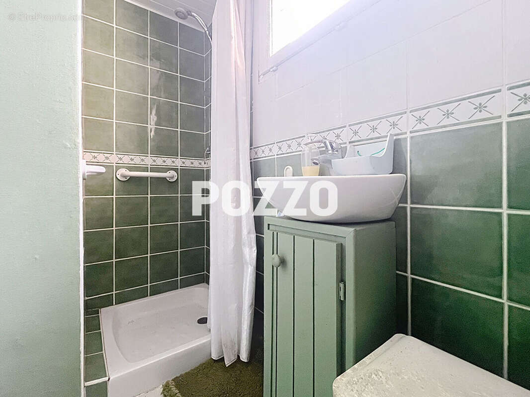 Maison à SAINT-PAIR-SUR-MER