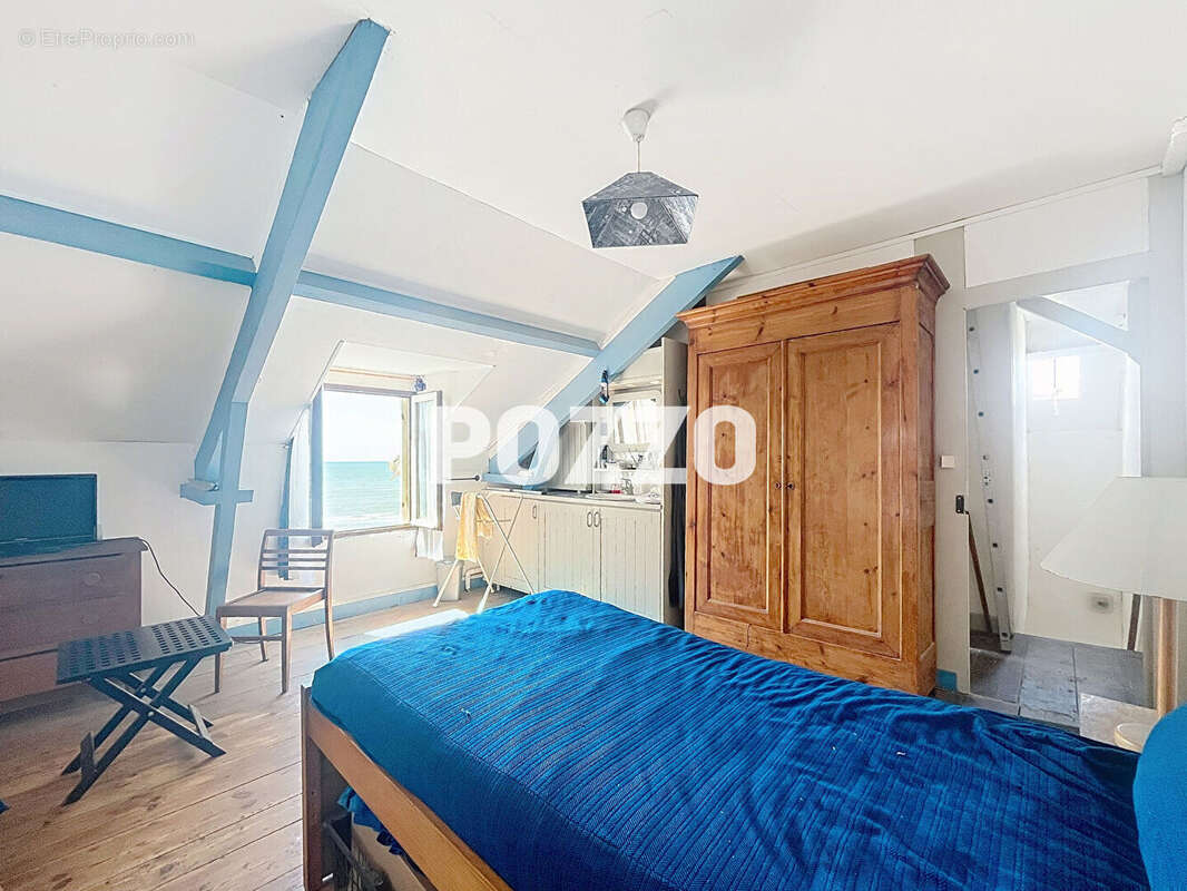 Maison à SAINT-PAIR-SUR-MER