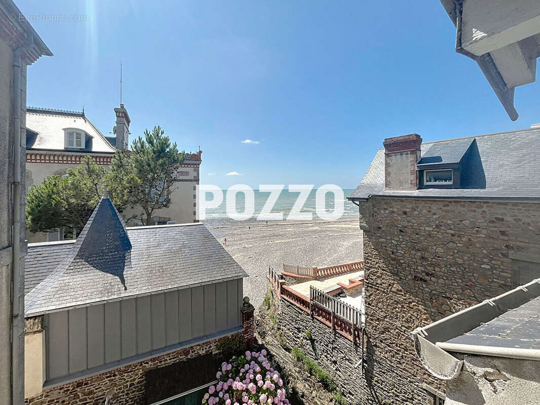 Maison à SAINT-PAIR-SUR-MER