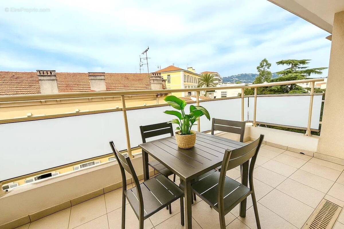 Appartement à CANNES