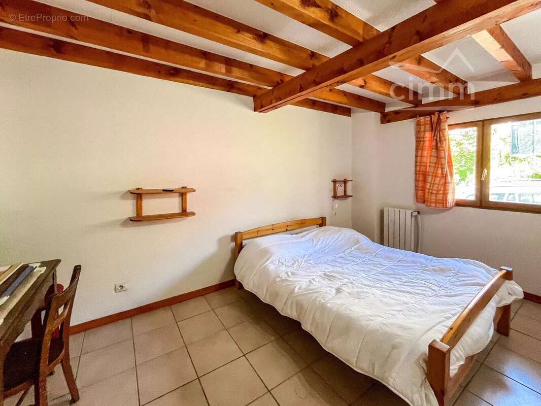 Maison à LA TERRASSE