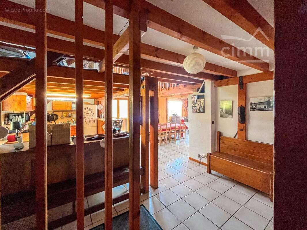 Maison à LA TERRASSE