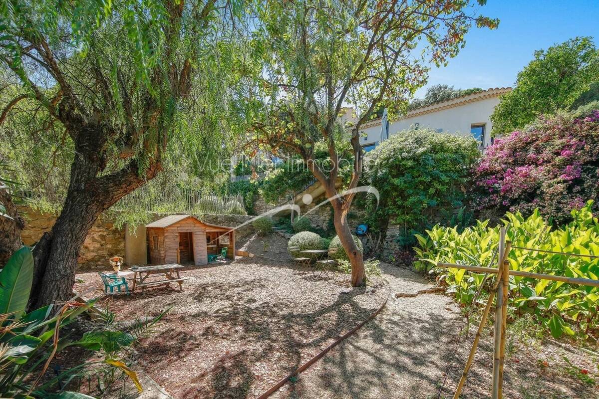 Maison à LE LAVANDOU