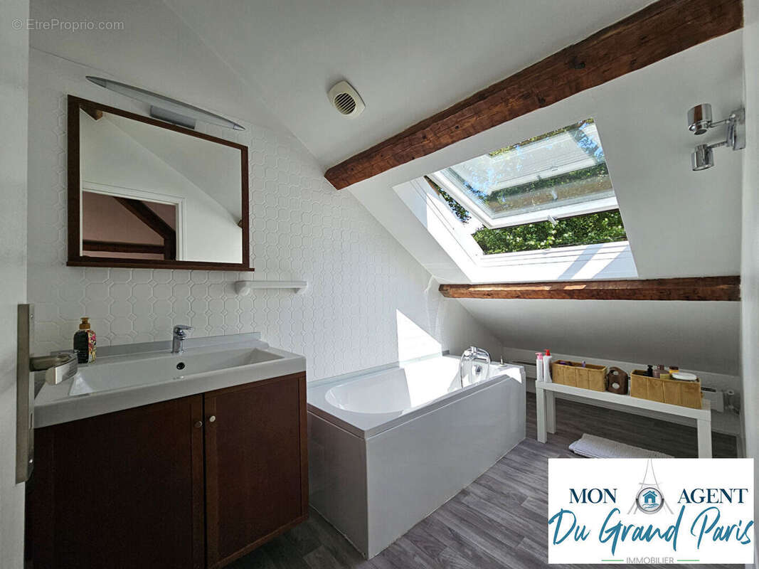 Appartement à BIEVRES