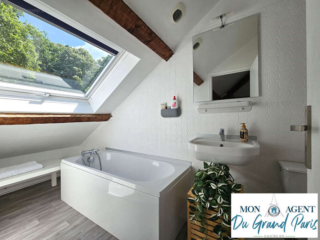 Appartement à BIEVRES