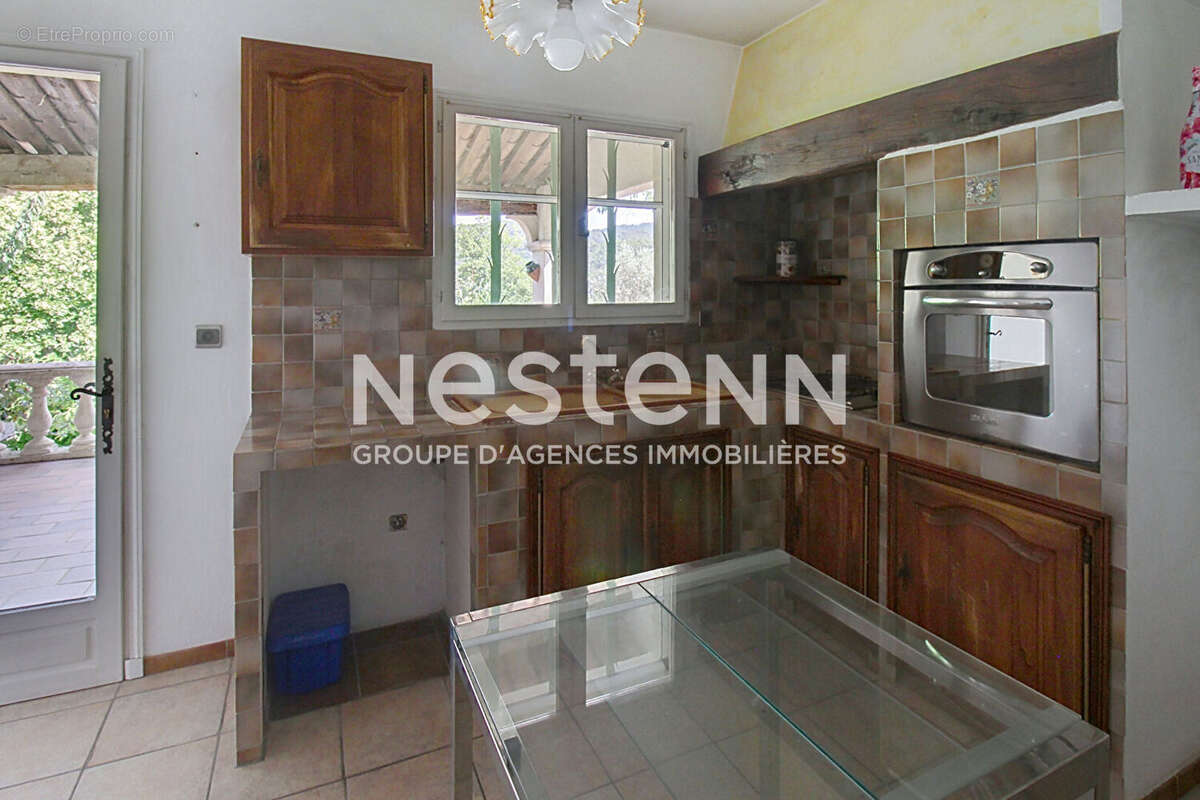 Maison à MONTFERRAT