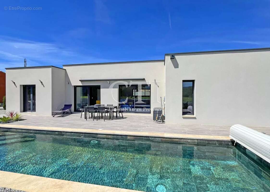 Maison à VAISON-LA-ROMAINE