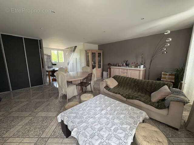 Appartement à ROZAY-EN-BRIE