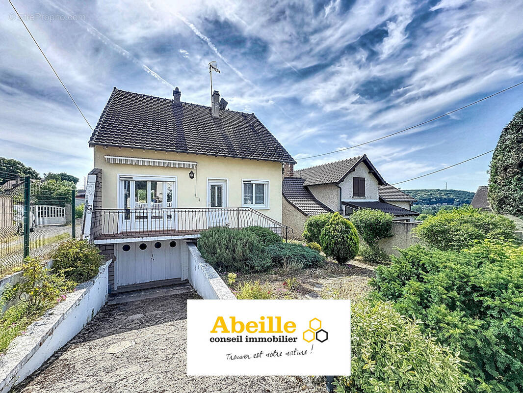 Maison à SAINT-CHERON