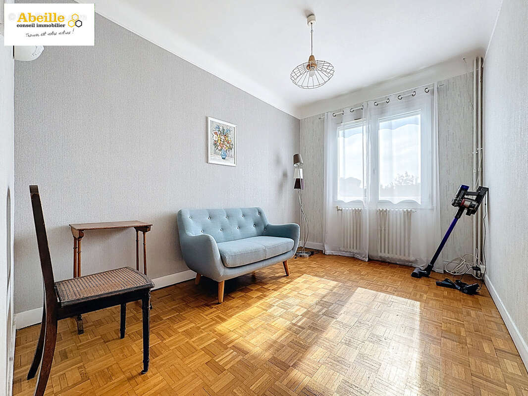 Maison à SAINT-CHERON