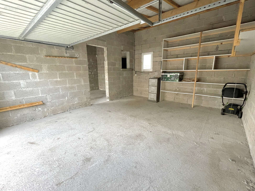 Maison à HOMBLIERES