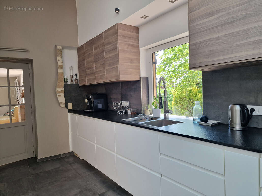 Maison à COUZON-AU-MONT-D&#039;OR