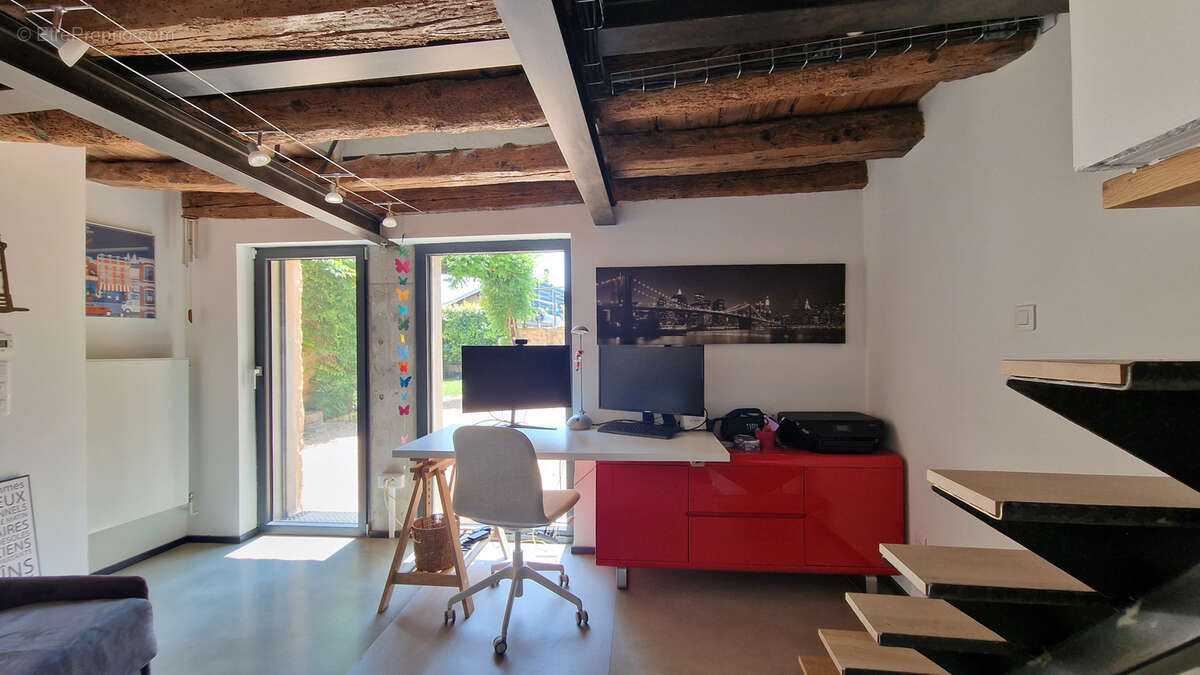 Maison à COUZON-AU-MONT-D&#039;OR