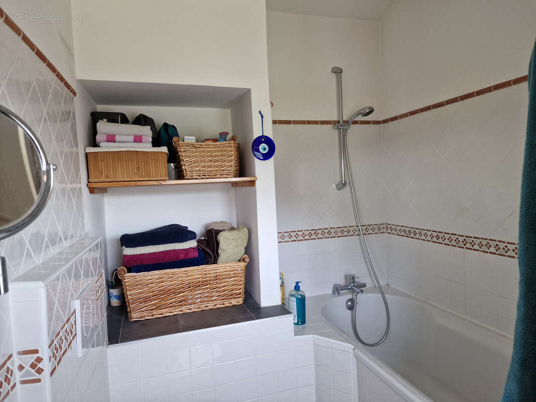 Maison à COUZON-AU-MONT-D&#039;OR