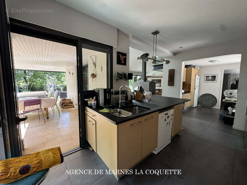 Maison à LA CELLE-SAINT-CLOUD