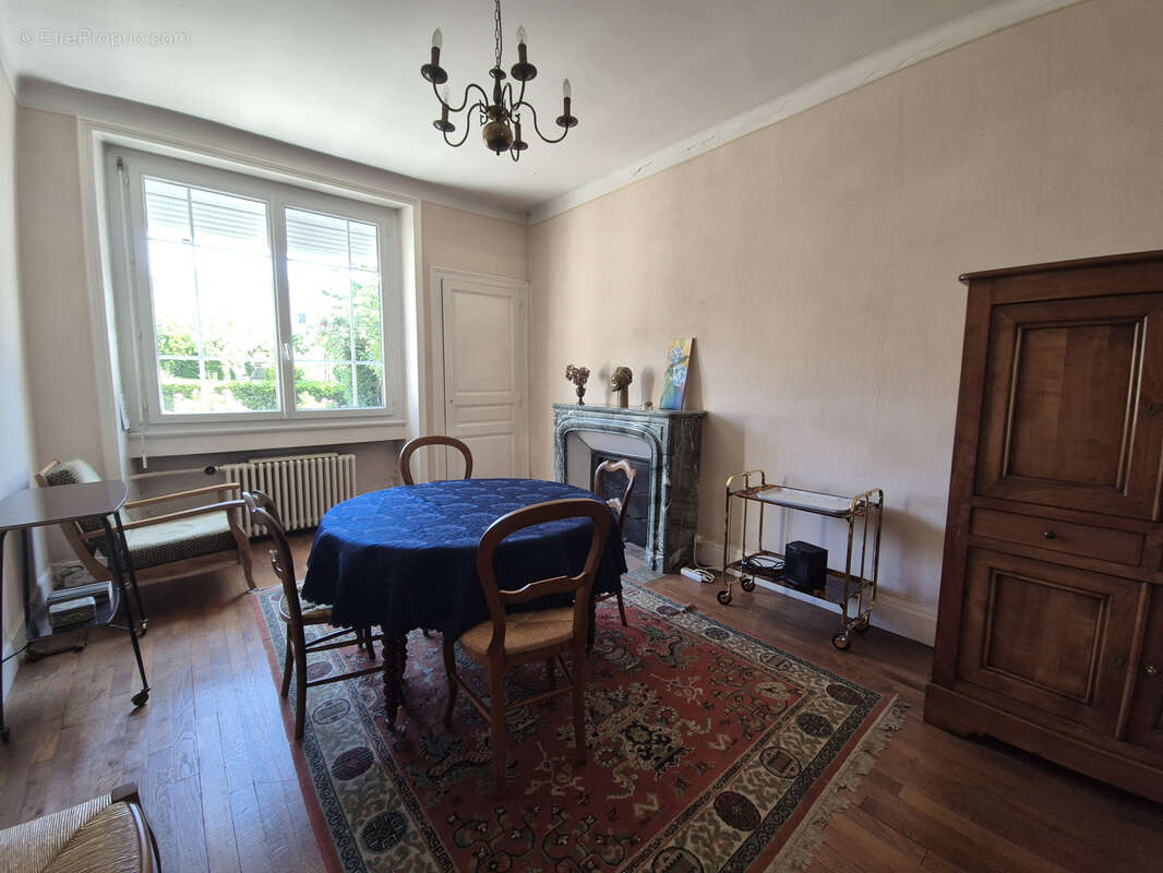 Maison à SABLE-SUR-SARTHE