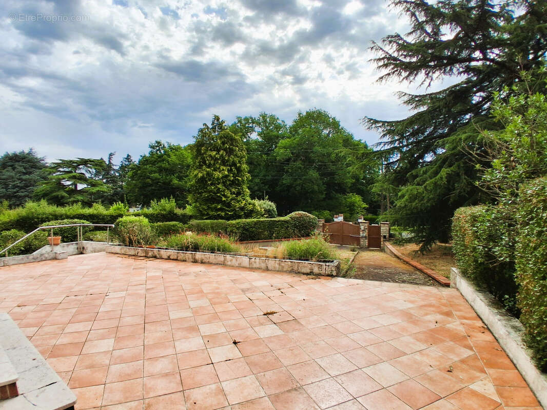 Maison à SAINT-GONDON