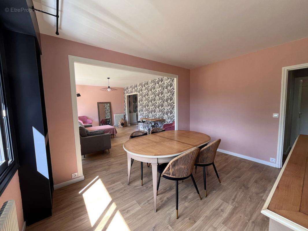 Maison à SAINT-DENIS-EN-VAL