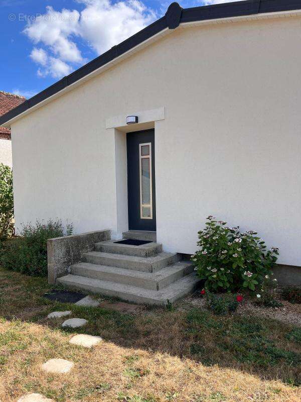 Maison à SAINT-DENIS-EN-VAL