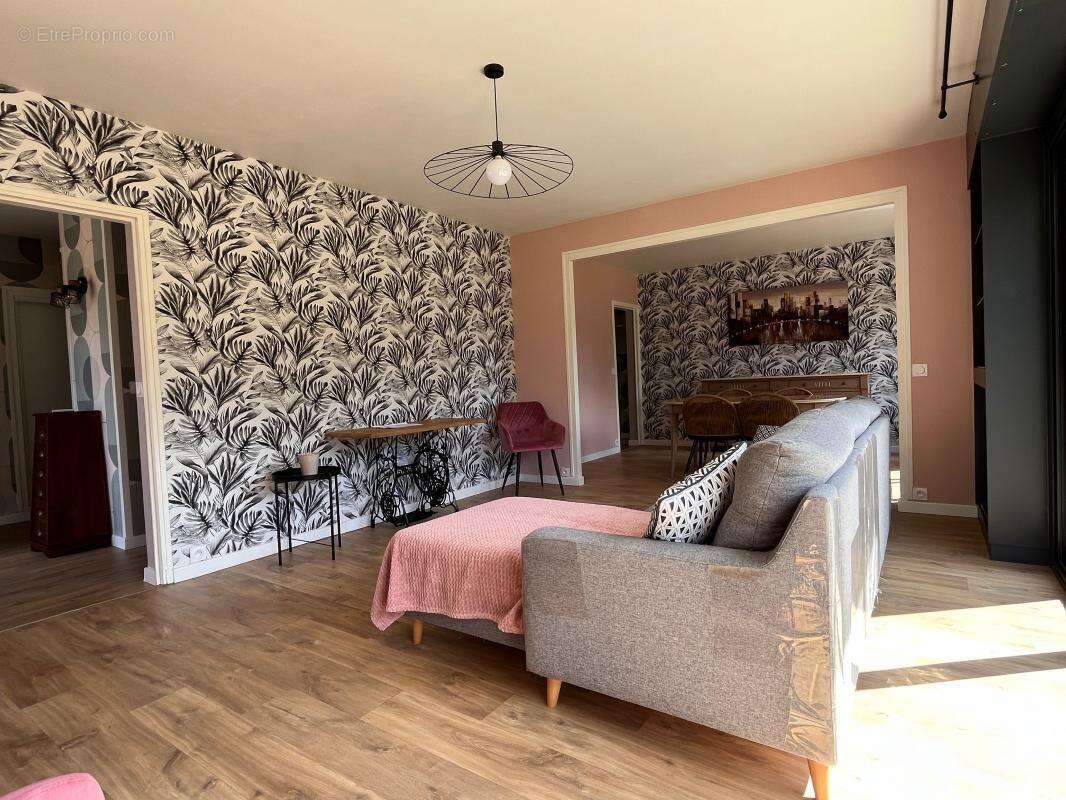 Maison à SAINT-DENIS-EN-VAL