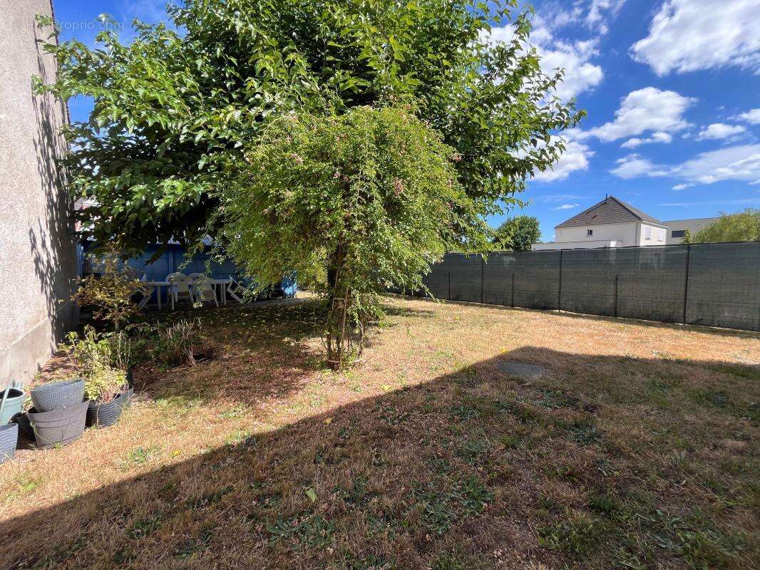 Maison à SAINT-DENIS-EN-VAL