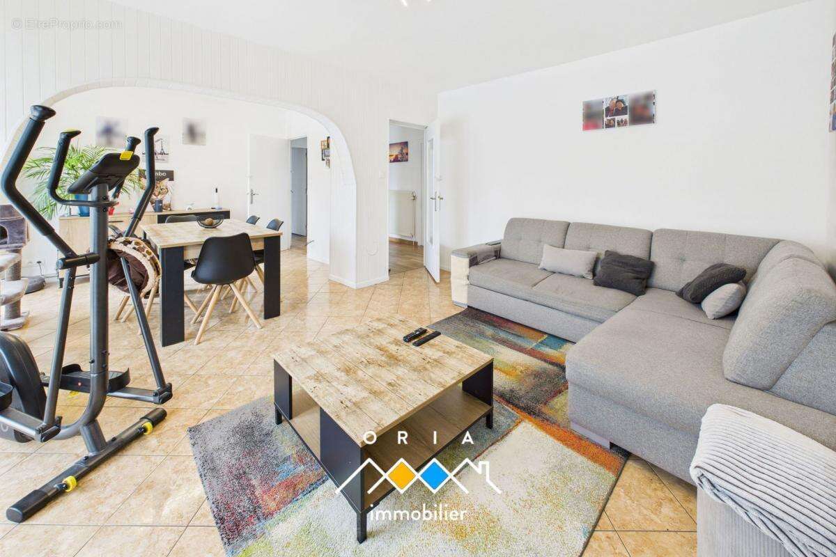 Maison à PAGNY-SUR-MOSELLE