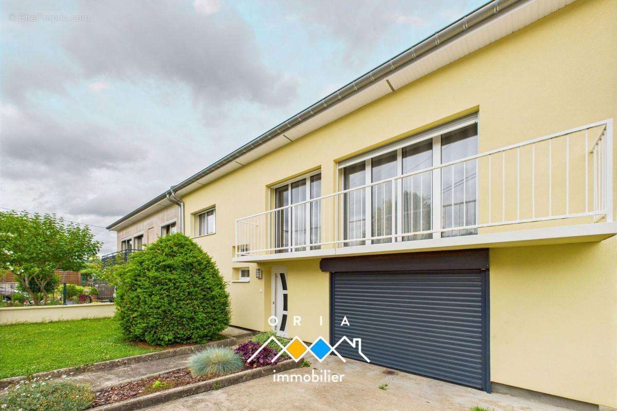 Maison à PAGNY-SUR-MOSELLE