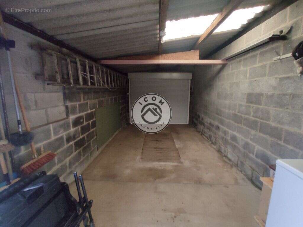 Maison à AULNOYE-AYMERIES