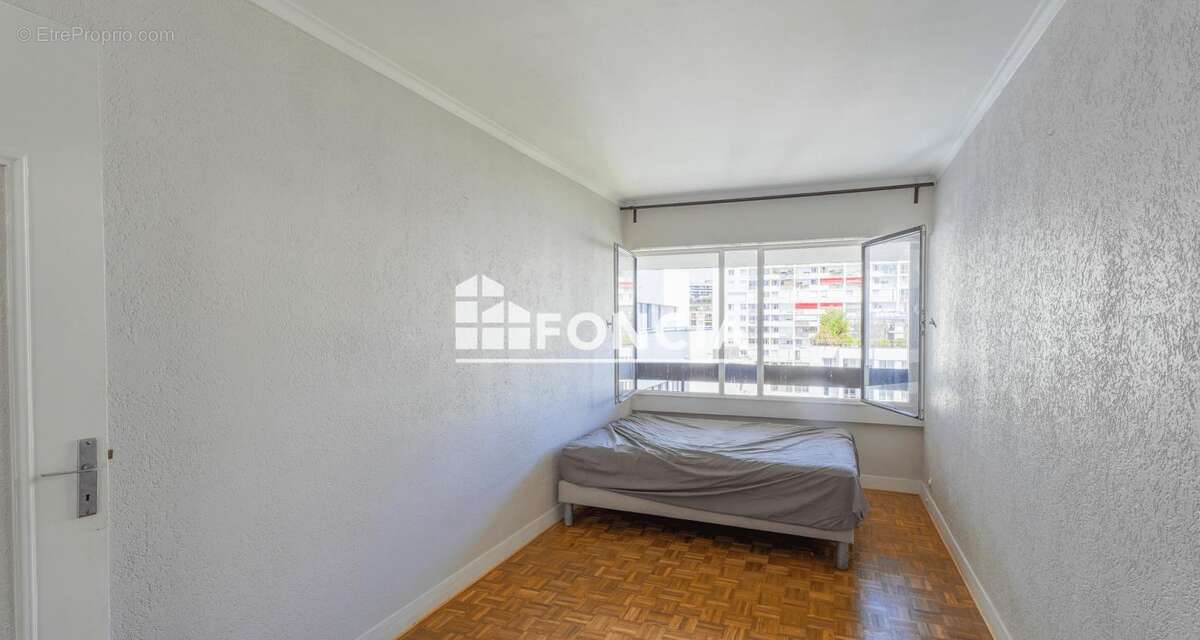 Appartement à PARIS-12E