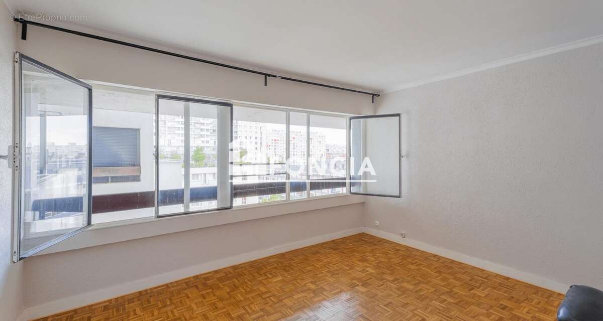 Appartement à PARIS-12E
