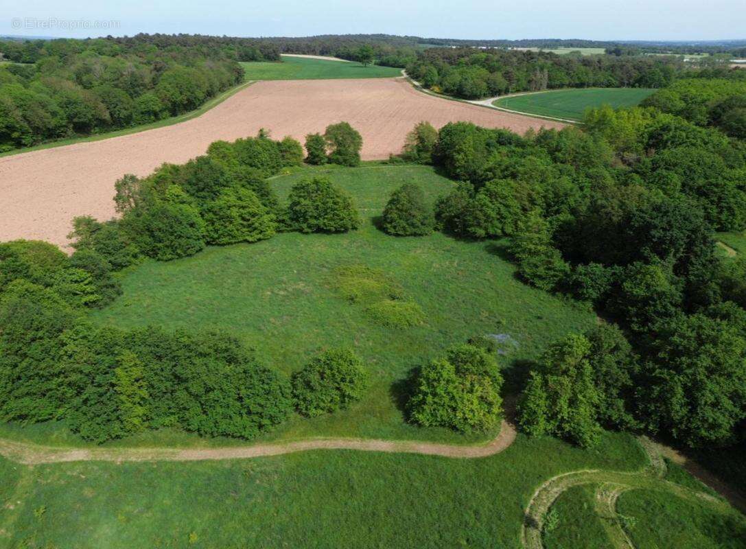 Maison à LE ROC-SAINT-ANDRE