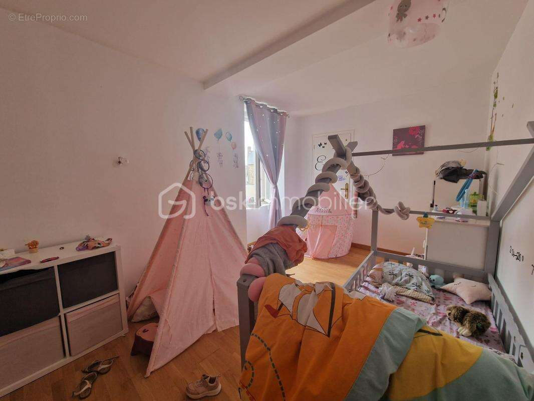 Maison à LOUVIGNE-DE-BAIS