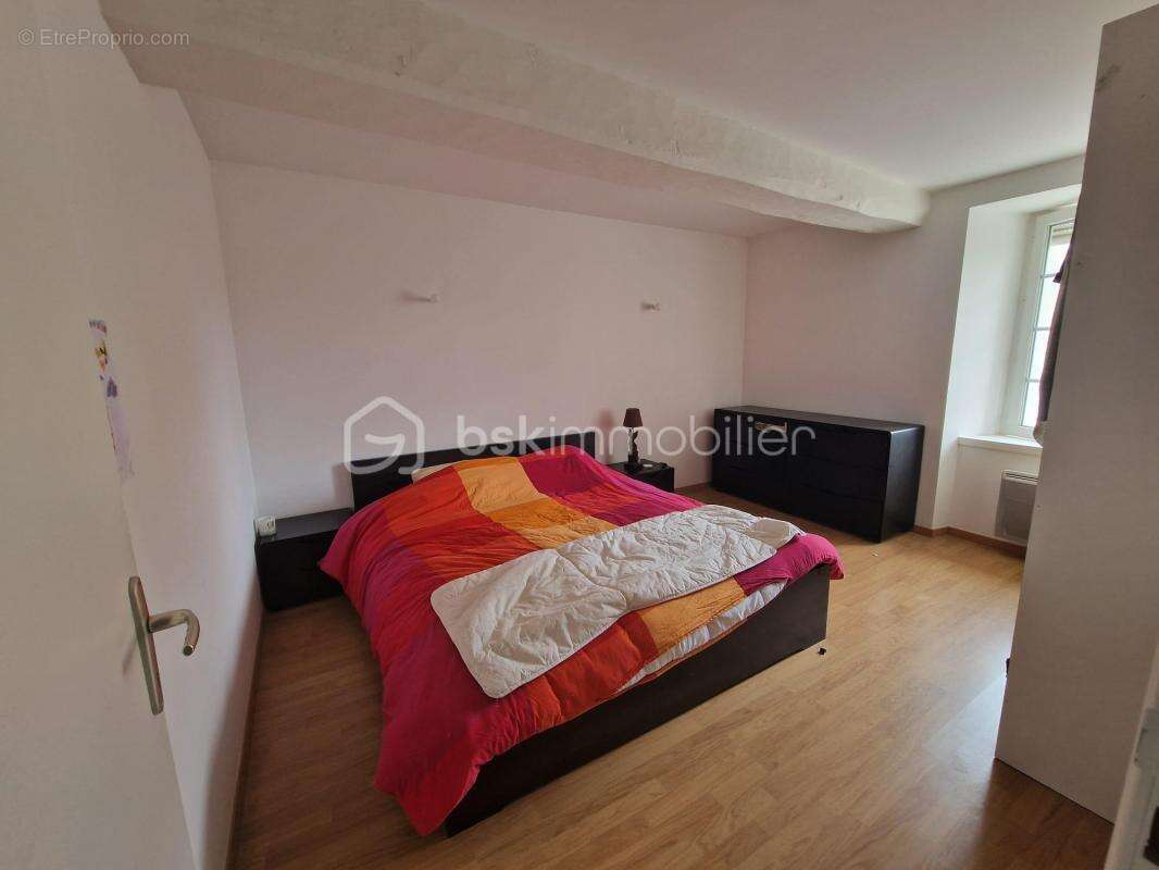 Maison à LOUVIGNE-DE-BAIS